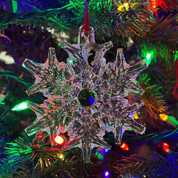 Large Waterford Crystal Snowflake Ornament 4 inches - Picture 4 of 8